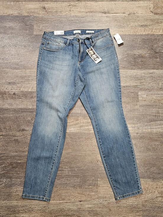 Jessica Simpson Denim - Jessica Simpon "Kiss Me Skinny" Jeans Women 16W